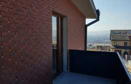 Apartament finisat de vanzare in VORONET,5 camere cu parcare si gradina in Vila.