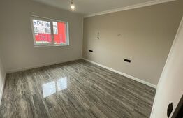 Apartament de 3 camere, 76 mp, finisat, parcare, etaj intermediar!