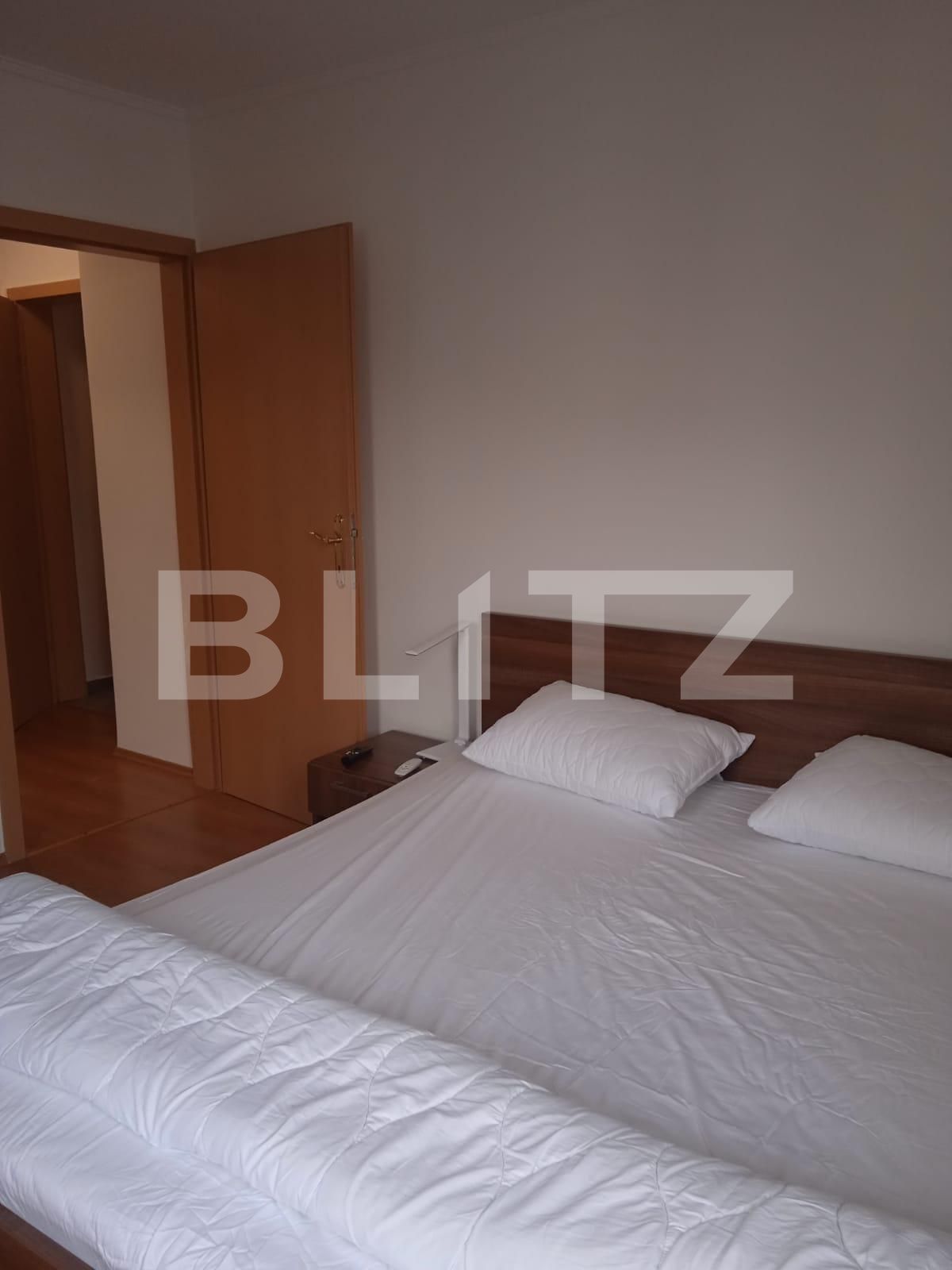 Apartament de închiriat 3 camere Centrul Civic - 66729AI | BLITZ Brașov | Poza3