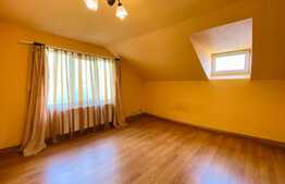 Casa individuala, 300 mp utili, 400 mp curte, 3 parcari, zona Corneliu Coposu