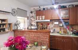 Apartament 3 camere semidecomandate, 74mp, 2 balcoane, etaj intermediar! Zona Florilor