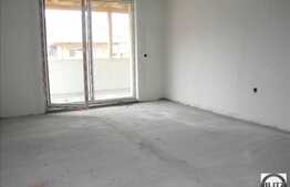 Apartament de vanzare cu 3 camere, 82 mp utili si terasa de 20 mp