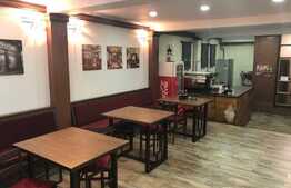 Spatiu central, 140 mp, cu vitrina si vad bun