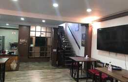 Spatiu central, 140 mp, cu vitrina si vad bun