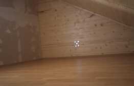 Apartament 2 camere, zona Tractorul