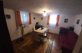 Apartament 3 camere, 100 mp, la casa, in zona Centrul Istoric