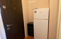 Garsoniera, 30 mp, decomandata,  zona străzii Expo Transilvania