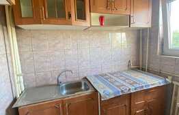 Garsoniera, 30 mp, decomandata,  zona străzii Expo Transilvania