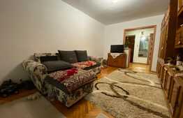 Apartament 3 camere, parcare, zona Mercur