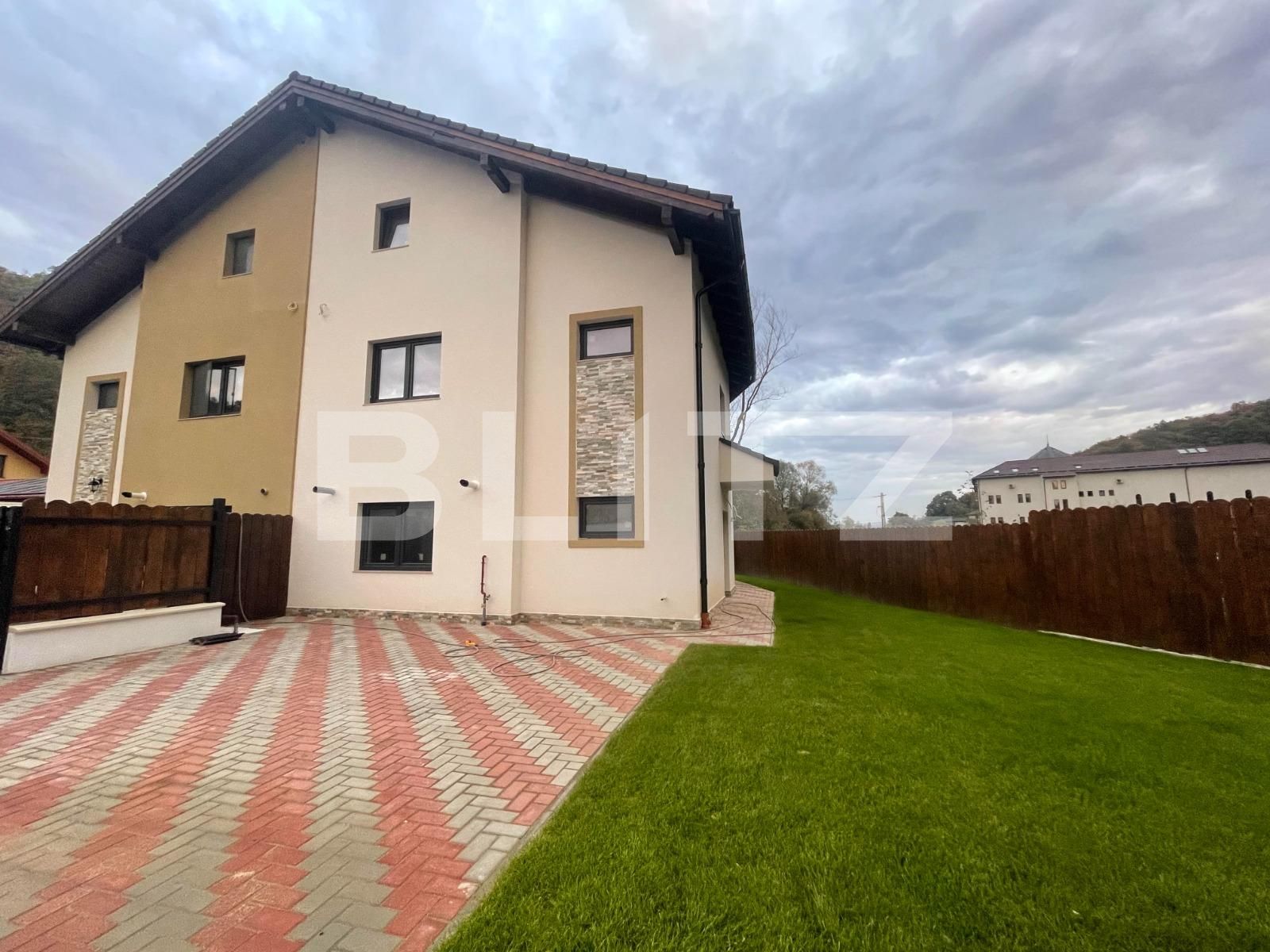 Casa de vânzare 4 camere Floreşti - 66842CV | BLITZ Cluj-Napoca | Poza1