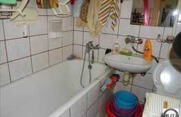 Apartament 2 camere, 57 mp, boxa, zona strazii Horea