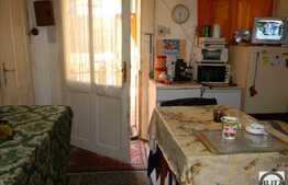 Apartament 2 camere, 57 mp, boxa, zona strazii Horea