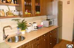 3 camere de vanzare in zona Aurel Vlaicu, mobilat si utilat