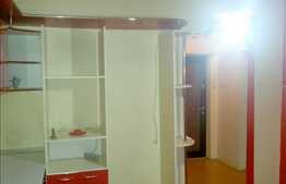 1 camera de inchiriat, 39 mp utili, zona strazii Vanatorului, cu boxa si parcare