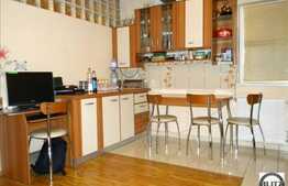 3 camere de vanzare , cu loc de parcare, 59 mp utili