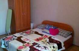 1 camera, 32 mp, mobilat modern, zona strazii Aurel Suciu