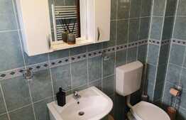 Apartament 2 camere semidecomandate, etaj intermediar, Floresti