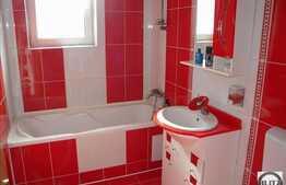 Apartament cu 2 camere, 51 mp, terasa de 10 mp, zona strazii Eroilor!