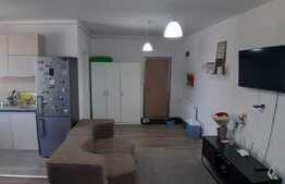 Apartament cochet de 3 camere si gradina 30 mp, loc de parcare, zona VIVO! 