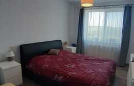 Apartament cochet de 3 camere si gradina 30 mp, loc de parcare, zona VIVO! 