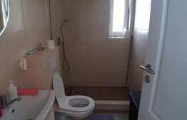 Apartament cochet de 3 camere si gradina 30 mp, loc de parcare, zona VIVO! 