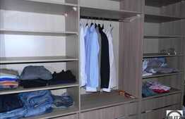 Vanzare 3 camere, zona Eftimie Murgu, 115 mp utili, imobil tip vila