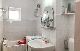 Apartament de 2 camere în Râșnov, decomandat, 60 mp, zonă liniștită.