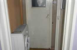 2 camere, 35 mp, boxa la subsol, zona strazii Parang