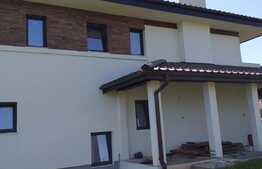 Vila exclusivista, 3mp utili, teren imprejmuit 780 mp, front 33 ml