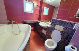 Apartament 2 camere,decomandat, etaj intermediar, balcon, cartier Zorilor!