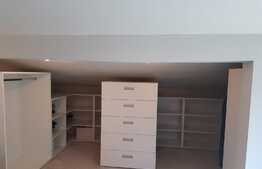 Apartament 4 camere pe 2 nivele, balcon, parcare, zona Terra