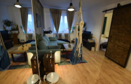 Apartament 2 camere, etaj intermediar, zona centrala!