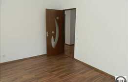 2 camere de vanzare, 57 mp, decomandat, etaj intermediar, zona Polus!