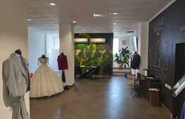 Showroom elegant la mezaninul unei cladiri mixte, zona Cipariu. 