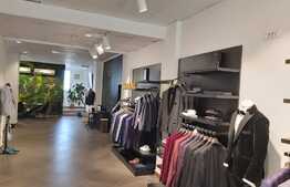 Showroom elegant la mezaninul unei cladiri mixte, zona Cipariu. 