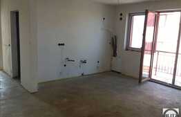 Vanzare apartament cu 3 camere, decomandat, 67 mp, semifinisat