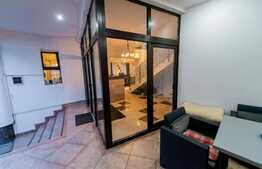 Casa / Vila, 240 mp, zona Cristian Brasov