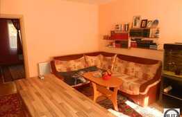 Vanzare 3 camere, complet mobilat, loc parcare, ansamblu privat