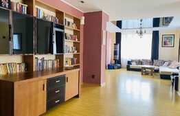 Casa, 240 mp utili, curte 180 mp, zona Piata 14 Iulie