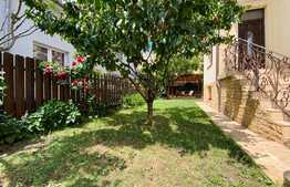 Casa, 240 mp utili, curte 180 mp, zona Piata 14 Iulie