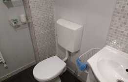 Apartament de inchiriat cu 2 camere, 42 mp, zona Florilor, cu parcare!