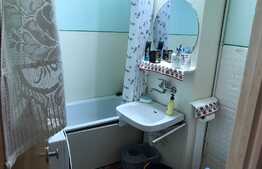 Apartament decomandat, 2 camere, zona Triaj 