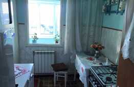 Apartament decomandat, 2 camere, zona Triaj 