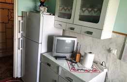 Apartament decomandat, 2 camere, zona Triaj 