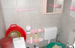 Vanzare apartament in vila cu 108 mp utili, curte interioara comuna de 160 mp.