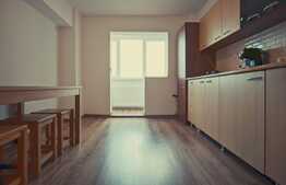 Apartament 2 camere, 61 mp, decomandat,  zona Gării