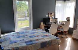 De vanzare casa cocheta, pe un singur nivel, la cheie, teren 1500 mp, Gheorghieni!