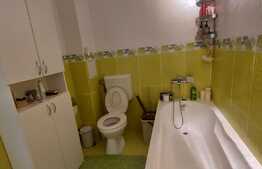 Apartament 3 camere, balcon si parcare! Zona Florilor