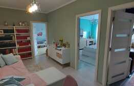 Apartament 3 camere, balcon si parcare! Zona Florilor