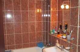 3 camere 67 mp cu 2 balcoane si boxa,  zona Calea Floresti, mobilat complet